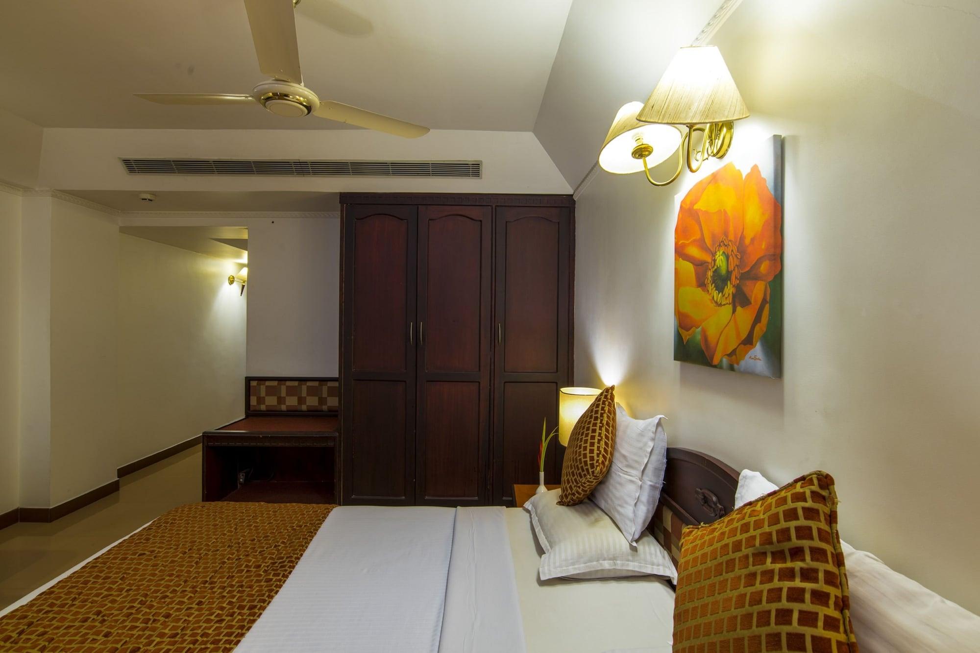 Golf View Hotels & Suites Nedumbassery Zewnętrze zdjęcie