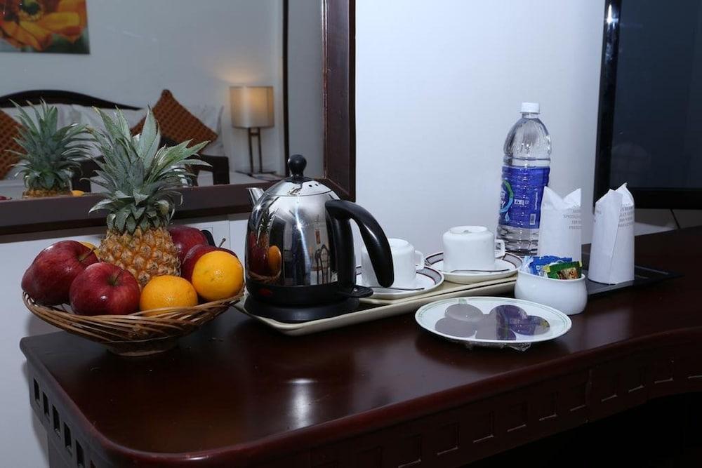 Golf View Hotels & Suites Nedumbassery Zewnętrze zdjęcie